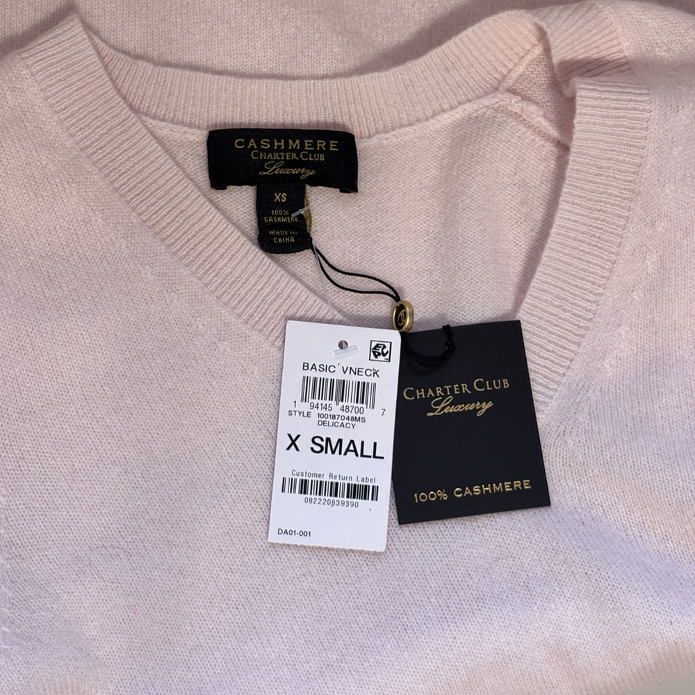 Charter Club 100% Cashmere Size XS V-Neck Sweater Light Pink NWT - Picture 7 of 7